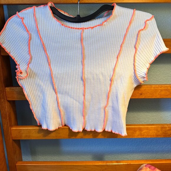 NWT Cider Contrast Trim ribbed Crop Top Sz L - Picture 1 of 6
